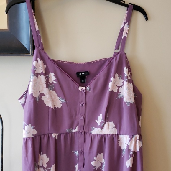 Torrid Tops - NWT - Torrid hi-low Cami